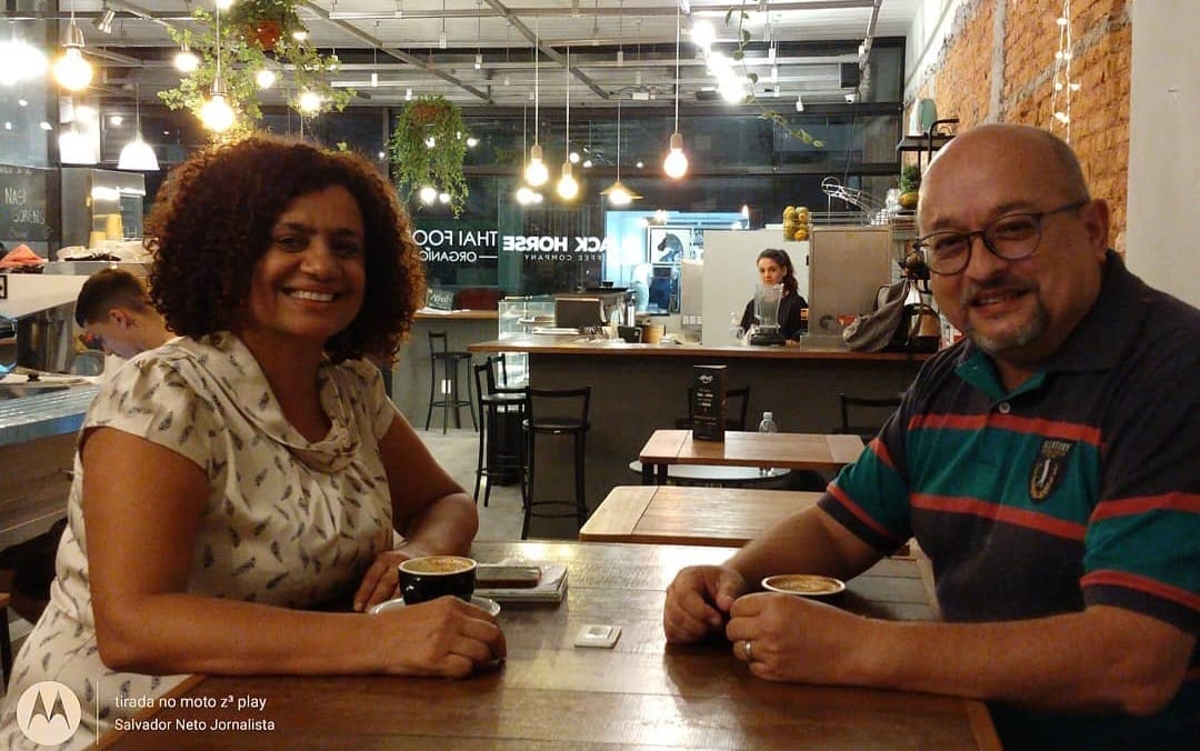 Izabel Santos e Salvador Neto firmam parceria internacional